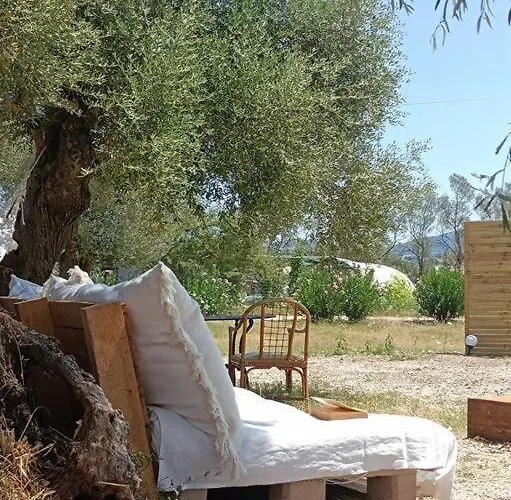 Meltheane * Lygia (Lefkada)