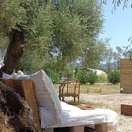 Meltheane * Lygia (Lefkada)